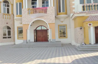 Villa - 7 Bedrooms - 7+ Bathrooms for rent in Shakhbout City - Abu Dhabi