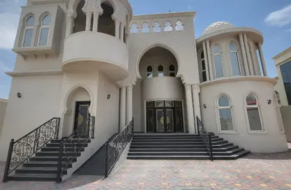Villa - 7+ Bedrooms - 7+ Bathrooms for rent in Madinat Al Riyad - Abu Dhabi