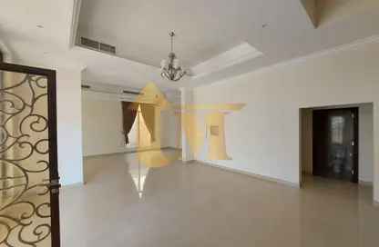 Villa - 5 Bedrooms - 7+ Bathrooms for rent in Al Barsha South 1 - Al Barsha South - Al Barsha - Dubai