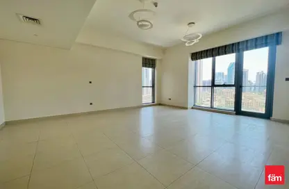 Apartment - 1 Bedroom - 2 Bathrooms for rent in Bahwan Tower Downtown - Downtown Dubai - Dubai