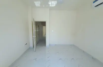 شقة - غرفة نوم - 1 حمام للايجار في طريق فاير ستاشن - مويلح - الشارقة