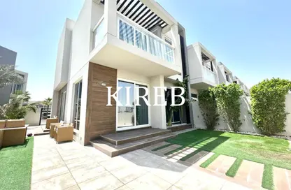 Townhouse - 4 Bedrooms - 5 Bathrooms for rent in Royal Park - Jumeirah Park - Dubai