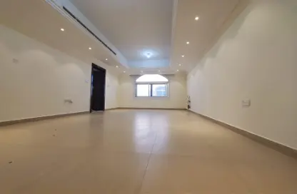 Empty Room image for: Apartment - 1 Bathroom for rent in C2302 - Khalifa City A - Khalifa City - Abu Dhabi, Image 1
