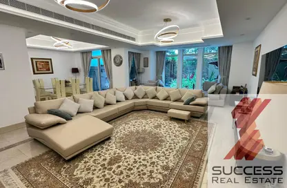 فيلا - 4 غرف نوم - 5 حمامات للايجار في فيلات المسك - دبي مارينا - دبي