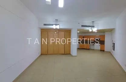 Apartment - Studio - 1 Bathroom for rent in Maples 2 - Al Raffa - Bur Dubai - Dubai