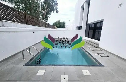 Villa - 4 Bedrooms - 5 Bathrooms for rent in Umm Suqeim 1 Villas - Umm Suqeim 1 - Umm Suqeim - Dubai