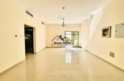 Apartment - 2 Bedrooms - 3 Bathrooms for rent in Al Khair Building - Dubai Silicon Oasis - Dubai