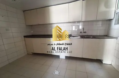 Apartment - 1 Bedroom - 1 Bathroom for rent in Al Qulaya'ah - Al Sharq - Sharjah