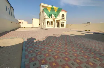 فيلا - 5 غرف نوم - 6 حمامات للايجار في مدينة الرياض - أبوظبي