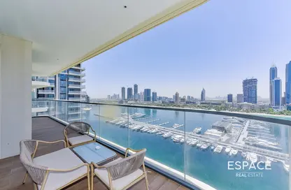 Apartment - 3 Bedrooms - 4 Bathrooms for rent in Marina Vista - EMAAR Beachfront - Dubai Harbour - Dubai