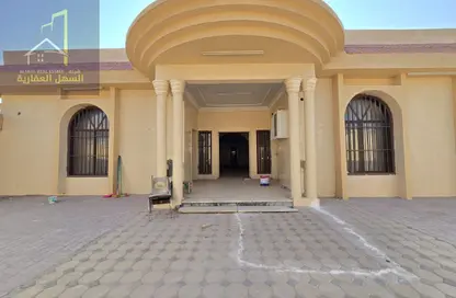 فيلا - 4 غرف نوم - 3 حمامات للبيع في النخيلات - الحيرة - الشارقة فيلا - 4 غرف نوم - 3 حمامات للبيع في النخيلات - الحيرة - الشارقة