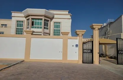 Villa - 5 Bedrooms - 7+ Bathrooms for rent in Mohamed Bin Zayed Centre - Mohamed Bin Zayed City - Abu Dhabi