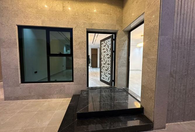 15311025 - Property Image 2