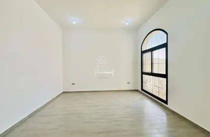 شقة - 2 غرف نوم - 2 حمامات للايجار في مدينة الرياض - أبوظبي