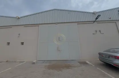 Warehouse - Studio - 1 Bathroom for rent in Wadi AL AIN 1 - Al Noud - Al Ain