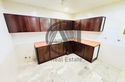 Apartment - 1 Bedroom - 2 Bathrooms for rent in Al Jimi - Al Ain