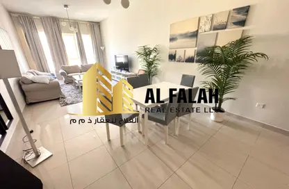 Apartment - 2 Bedrooms - 2 Bathrooms for rent in Al Khan Corniche - Al Khan - Sharjah