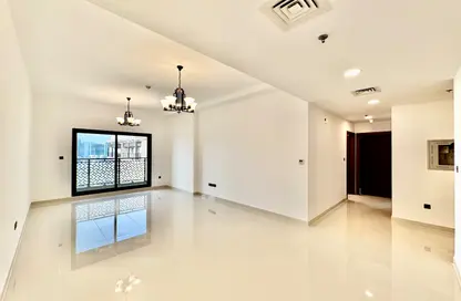 شقة - 2 غرف نوم - 3 حمامات للايجار في جداف فيوز - الجداف - دبي