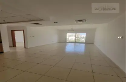 Apartment - 1 Bedroom - 2 Bathrooms for rent in Maple 1 - Emirates Gardens 2 - Jumeirah Village Circle - Dubai