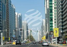 Retail - 3 bathrooms for sale in Corniche Road - Abu Dhabi