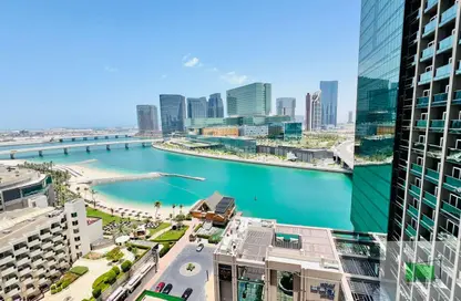 شقة - 2 غرف نوم - 3 حمامات للايجار في شاطئ روتانا - منطقة النادي السياحي - أبوظبي