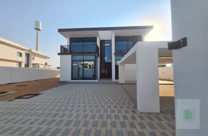 Villa - 5 Bedrooms - 7 Bathrooms for rent in Nad Al Dhabi - Al Jubail Island - Abu Dhabi