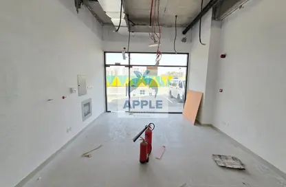 Shop - Studio - 1 Bathroom for rent in AlFalah - Muwaileh Commercial - Sharjah