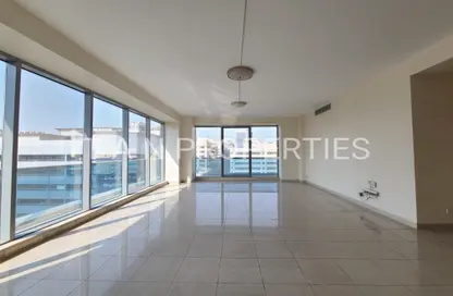 Apartment - 4 Bedrooms - 4 Bathrooms for rent in Silver Sands 2 - Mankhool - Bur Dubai - Dubai