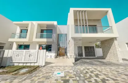 Villa - 4 Bedrooms - 5 Bathrooms for sale in Aspens - Yas Acres - Yas Island - Abu Dhabi