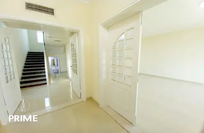 Hall / Corridor image for: Villa - 3 Bedrooms - 4 Bathrooms for rent in Hadbat Al Zafranah - Muroor Area - Abu Dhabi, Image 1
