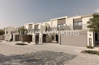 تاون هاوس - 3 غرف نوم - 4 حمامات للايجار في أورا جاردنز - تلال الغاف - دبي