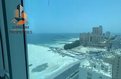 Apartment - 2 Bedrooms - 2 Bathrooms for rent in Corniche Tower - Ajman Corniche Road - Ajman