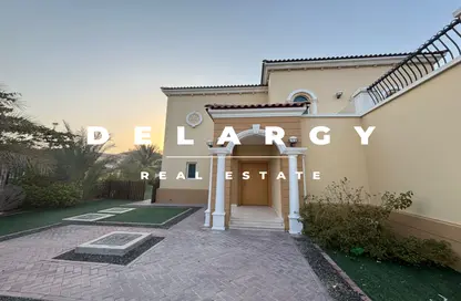 فيلا - 4 غرف نوم - 5 حمامات للايجار في التراث - جميرا بارك - دبي