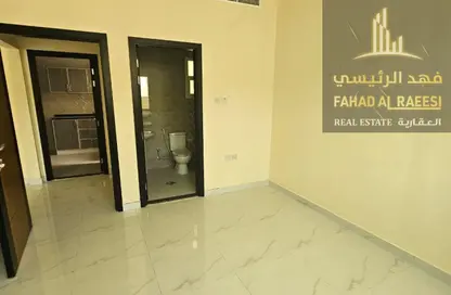Office Space - Studio - 3 Bathrooms for rent in Al Jurf Industrial 3 - Al Jurf Industrial - Ajman