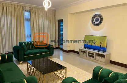 شقة - 2 غرف نوم - 4 حمامات للايجار في الميل الذهبي 10 - الميل الذهبي - نخلة جميرا - دبي