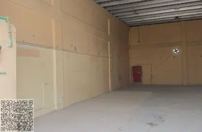 Warehouse - Studio - 4 Bathrooms for rent in Al Jurf Industrial 2 - Al Jurf Industrial - Ajman