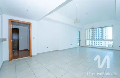 Apartment - 2 Bedrooms - 4 Bathrooms for rent in Marina Residences 5 - Marina Residences - Palm Jumeirah - Dubai