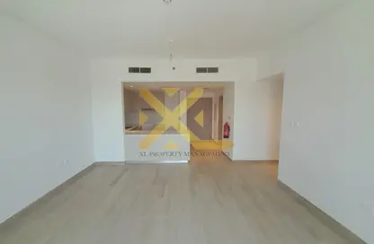 Apartment - 2 Bedrooms - 2 Bathrooms for rent in Waters Edge - Yas Island - Abu Dhabi