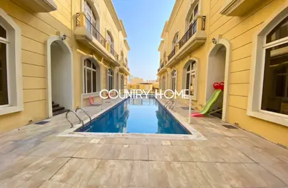 Villa - 5 Bedrooms - 6 Bathrooms for rent in Jumeirah 3 Villas - Jumeirah 3 - Jumeirah - Dubai