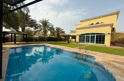 Villa - 4 Bedrooms - 5 Bathrooms for rent in Legacy - Jumeirah Park - Dubai