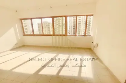 Empty Room image for: Apartment - 2 Bedrooms - 2 Bathrooms for rent in Al Falah Street - City Downtown - Abu Dhabi, Image 1