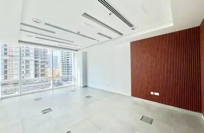 مكتب - استوديو للايجار في برج تماني - الخليج التجاري - دبي