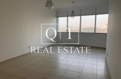 Apartment - 1 Bedroom - 2 Bathrooms for rent in Lakeshore Tower 1 - JLT Cluster Y - Jumeirah Lake Towers - Dubai