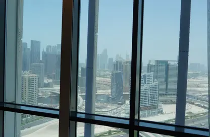 النزل و الشقق الفندقية - 1 حمام للبيع في داماك تاورز من باراماونت - الخليج التجاري - دبي