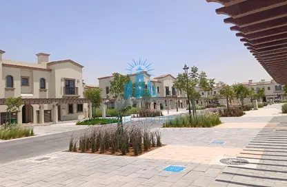 تاون هاوس - 3 غرف نوم - 4 حمامات للايجار في بلوم ليفينج - مدينة زايد (مدينة خليفة ج) - مدينة خليفة - أبوظبي