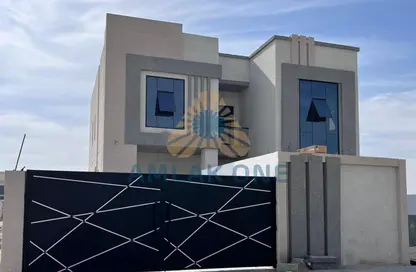 Villa - 4 Bedrooms - 5 Bathrooms for sale in Alreeman II - Al Shamkha - Abu Dhabi