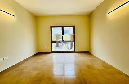 Apartment - Studio - 1 Bathroom for rent in Mankhool Building - Mankhool - Bur Dubai - Dubai
