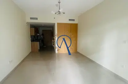 Apartment - Studio - 1 Bathroom for rent in May Residence 4 - May Residence - District 10 - Jumeirah Village Circle - Dubai