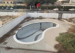 صورةحوض سباحة لـ: فيلا - 4 غرف نوم - 5 حمامات للكراء في منطقة القرهود - دبي, صورة 1