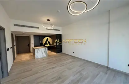 شقة - غرفة نوم - 2 حمامات للايجار في اكسفورد جاردنز - ارجان - دبي